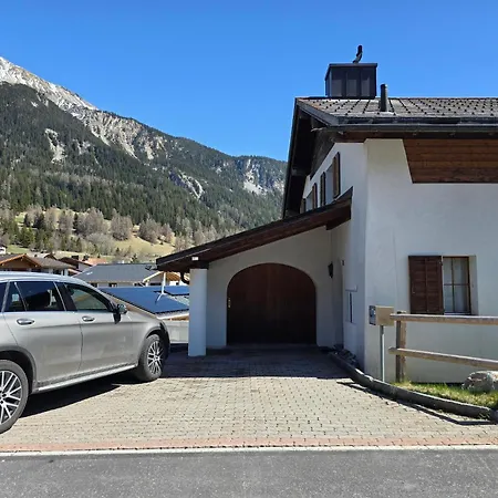 Holiday home Tgesa Capricorn
